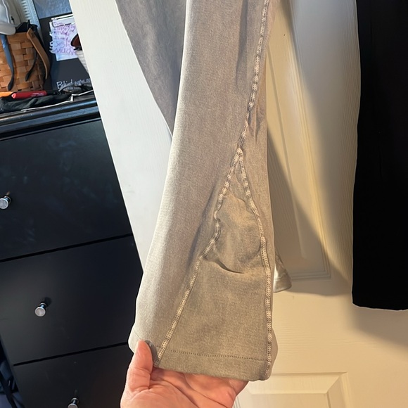 Free People movement bell bottom yoga leggings pants - Picture 3 of 9